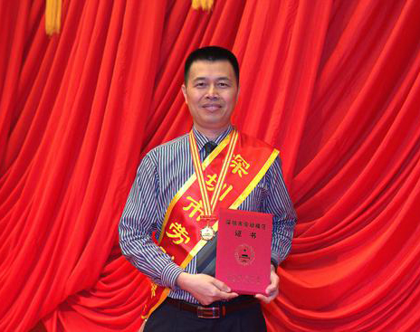 勞動創(chuàng)造幸福！全國勞動模范劉中華：設計“鳥巢”鋼結構一戰(zhàn)成名！